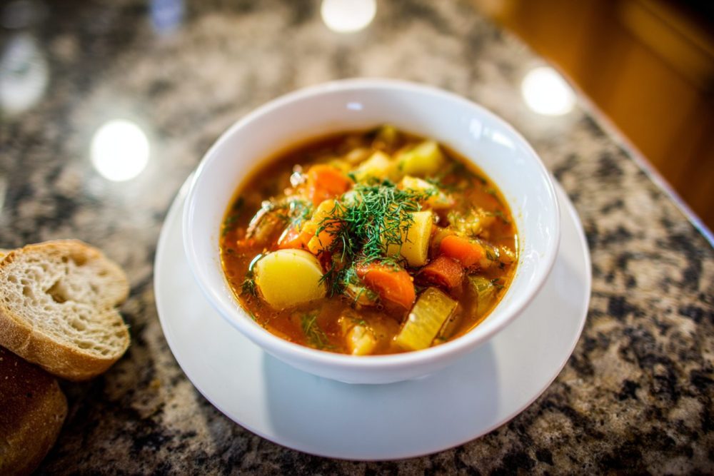 Easy One-Pot Vegetable Soup: Hearty, Healthy & Delicious