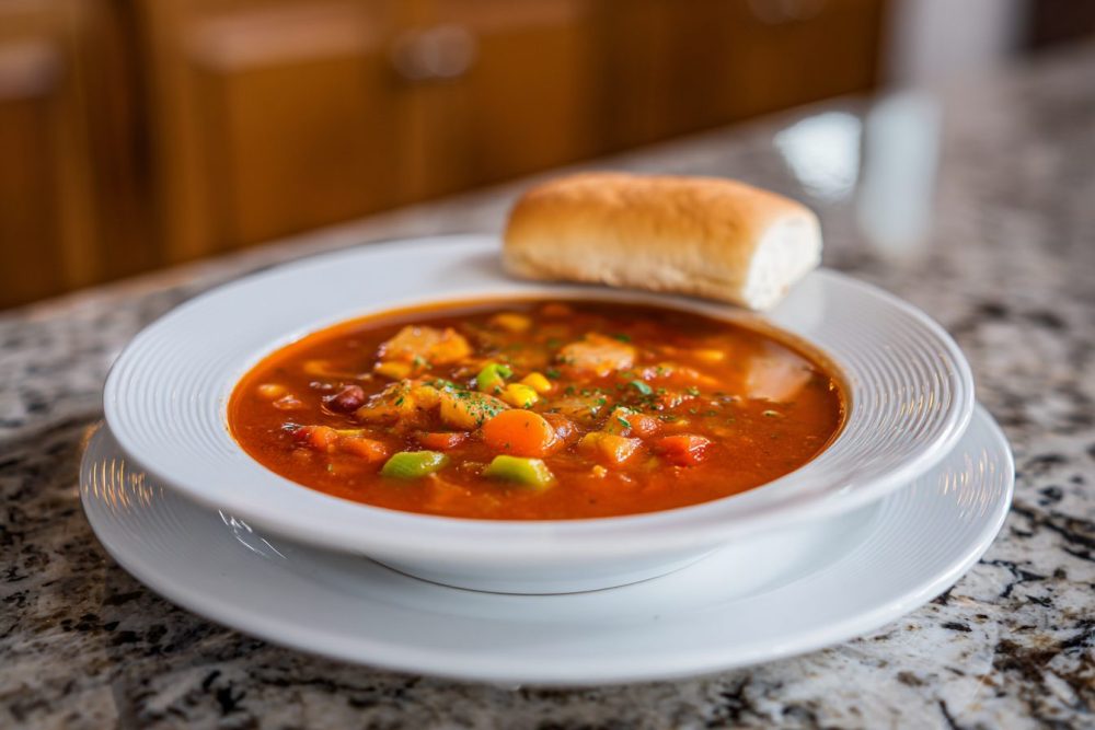 Easy One-Pot Vegetable Soup: Hearty, Healthy & Delicious