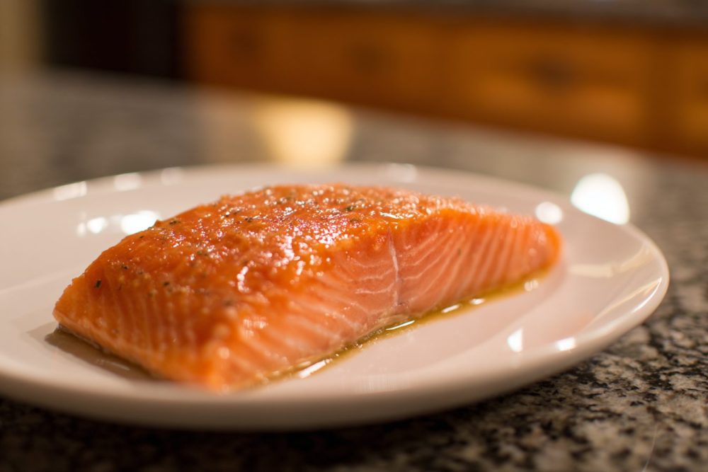 Grilled Salmon Perfection: Flaky Fish, Fast & Flavorful (Plus Pressure Cooker Magic!)