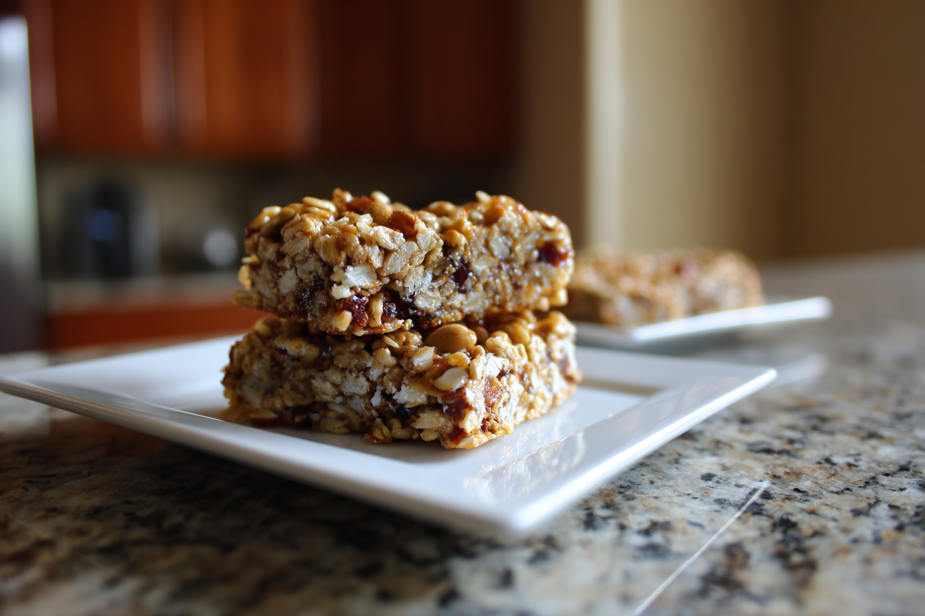 Homemade High-Protein Bars Recipe: Fuel Your Day Naturally