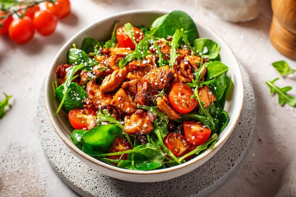Power-Packed Lunch: My Go-To Zesty Chicken & Quinoa Salad for Meal Prep