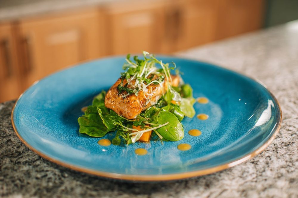 Seared Fish Fillets with Vibrant Green Salad: Your Weeknight Secret Weapon