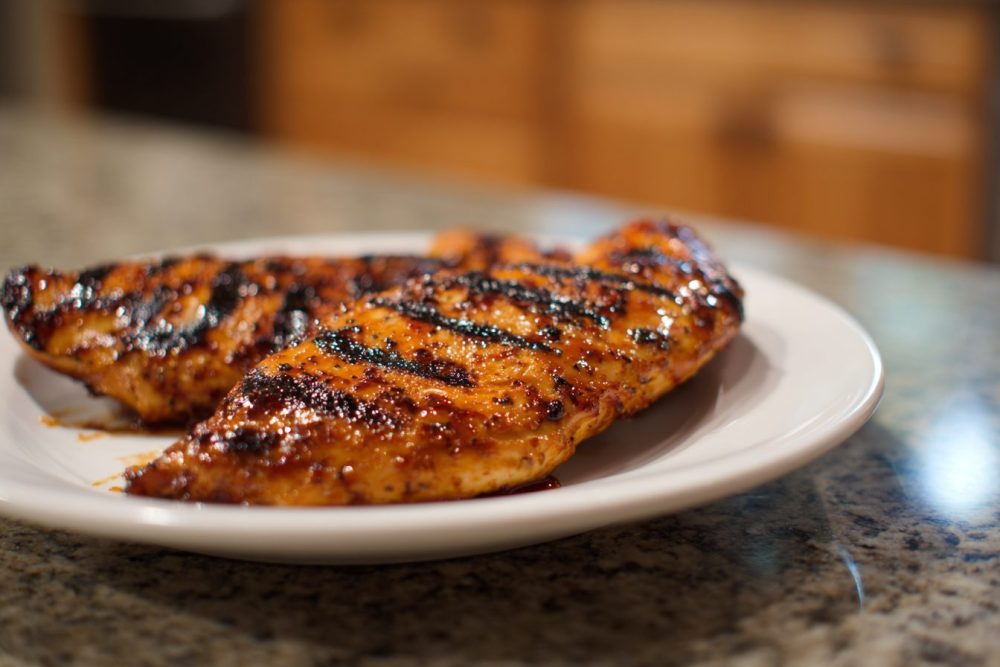 Smoky & Succulent Grilled BBQ Chicken: Master the Swirl and the Flavor