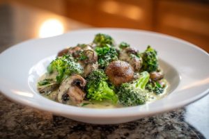 Speedy Vegan Broccoli & Mushroom Stir-Fry