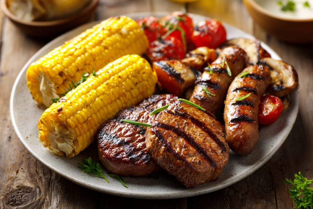 Summer's Best: Juicy Grilled Burgers with Cheddar & Smoky Corn on the Cob