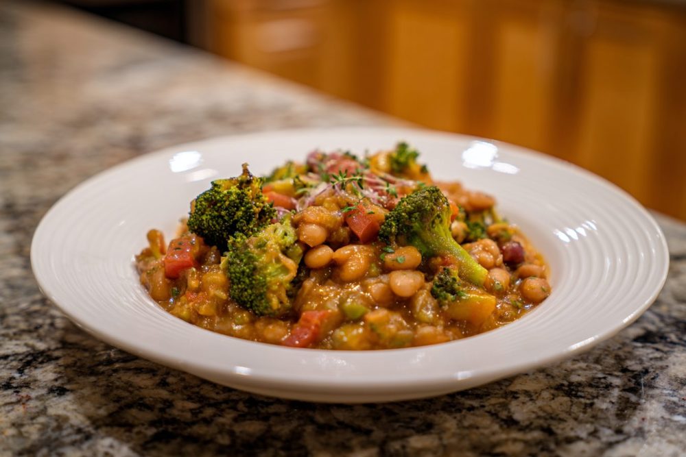 Wholesome Wonders: Quick & Gut-Friendly Bean, Broccoli, and Apple Stir-Fry