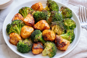 Air Fryer Chicken Bites and Broccoli