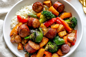 10 Minute Air Fryer Chicken Sausage and Veggies