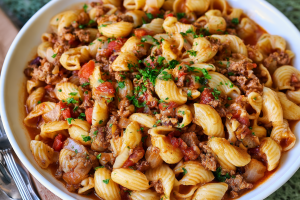 The BEST One-Pan Taco Pasta